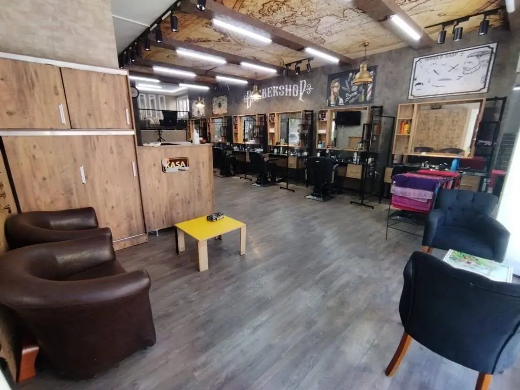 Glow Men’s UĞURKAN ESİM